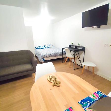 Le Studio Du Chateau Фужер Екстер'єр фото