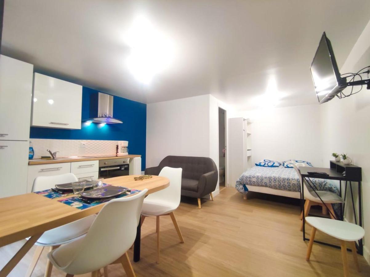 Le Studio Du Chateau Фужер Екстер'єр фото